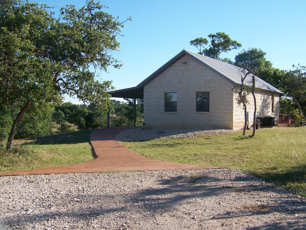 Breezy Hills Cottages - Moonlight Cottage Fredericksburg Extérieur photo